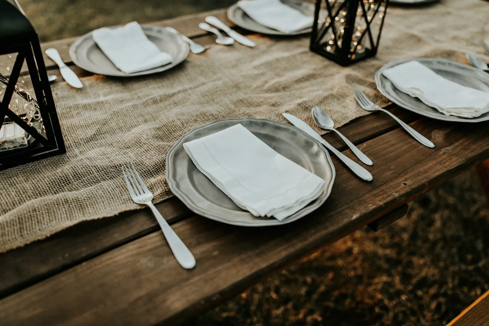 Boda urbana en rooftop con decoración contemporánea