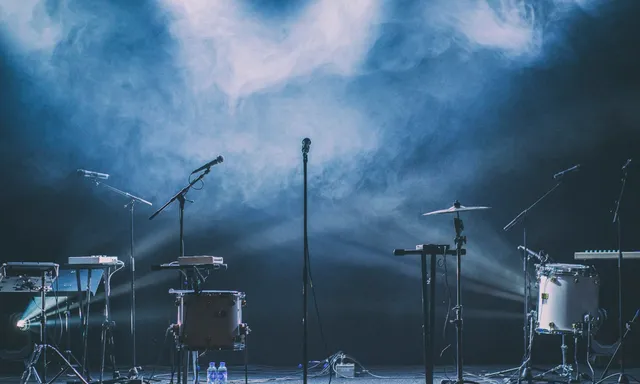 Montaje de escenario durante la producción